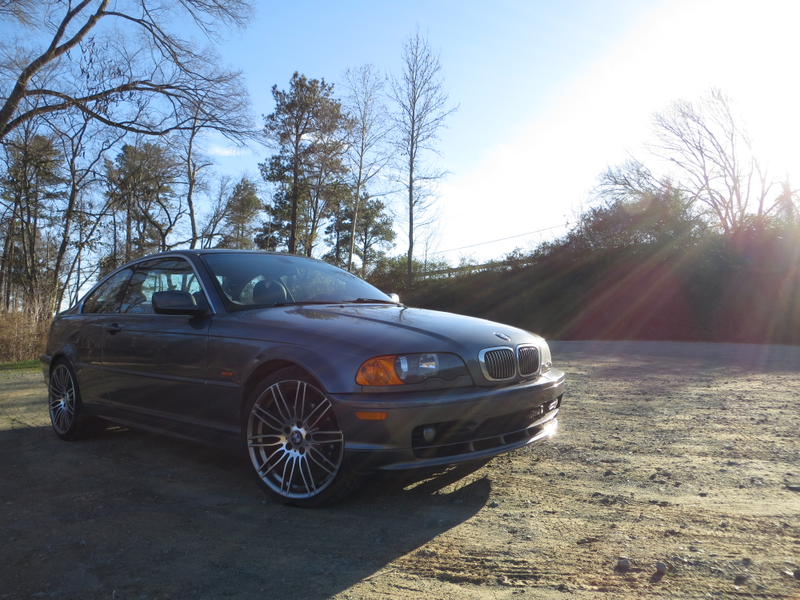 Illustration for article titled BMW325Ci Photodump